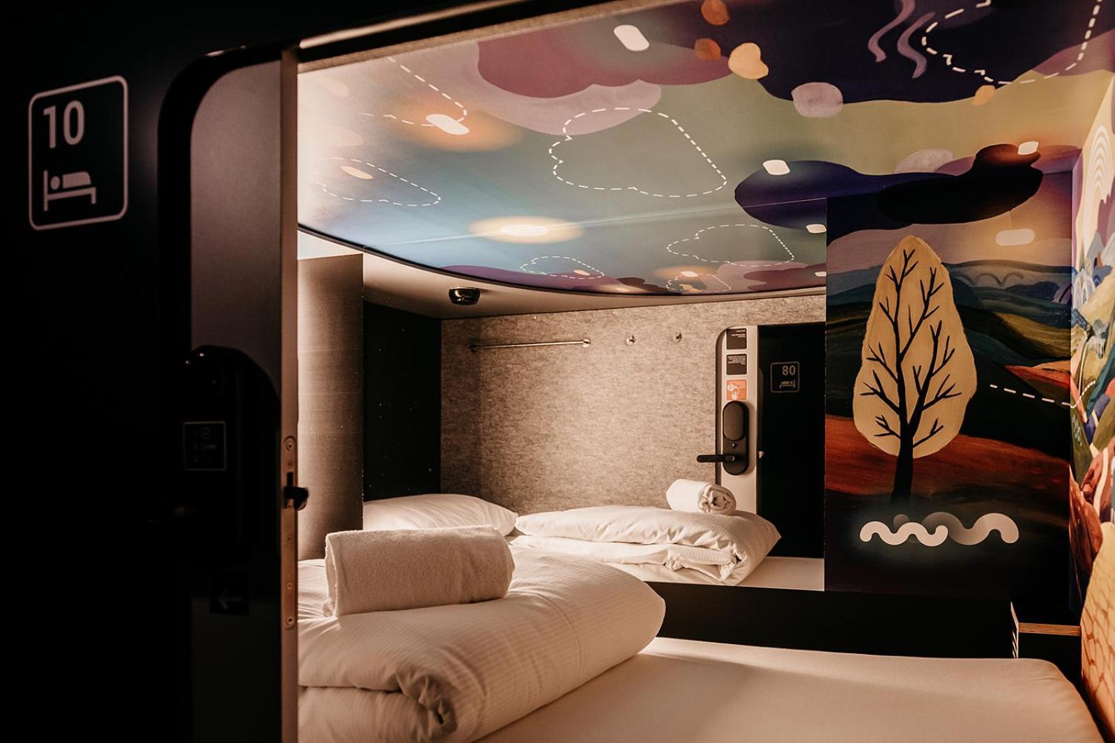 Capsule Hotel - Lucerne Old Town Zewnętrze zdjęcie