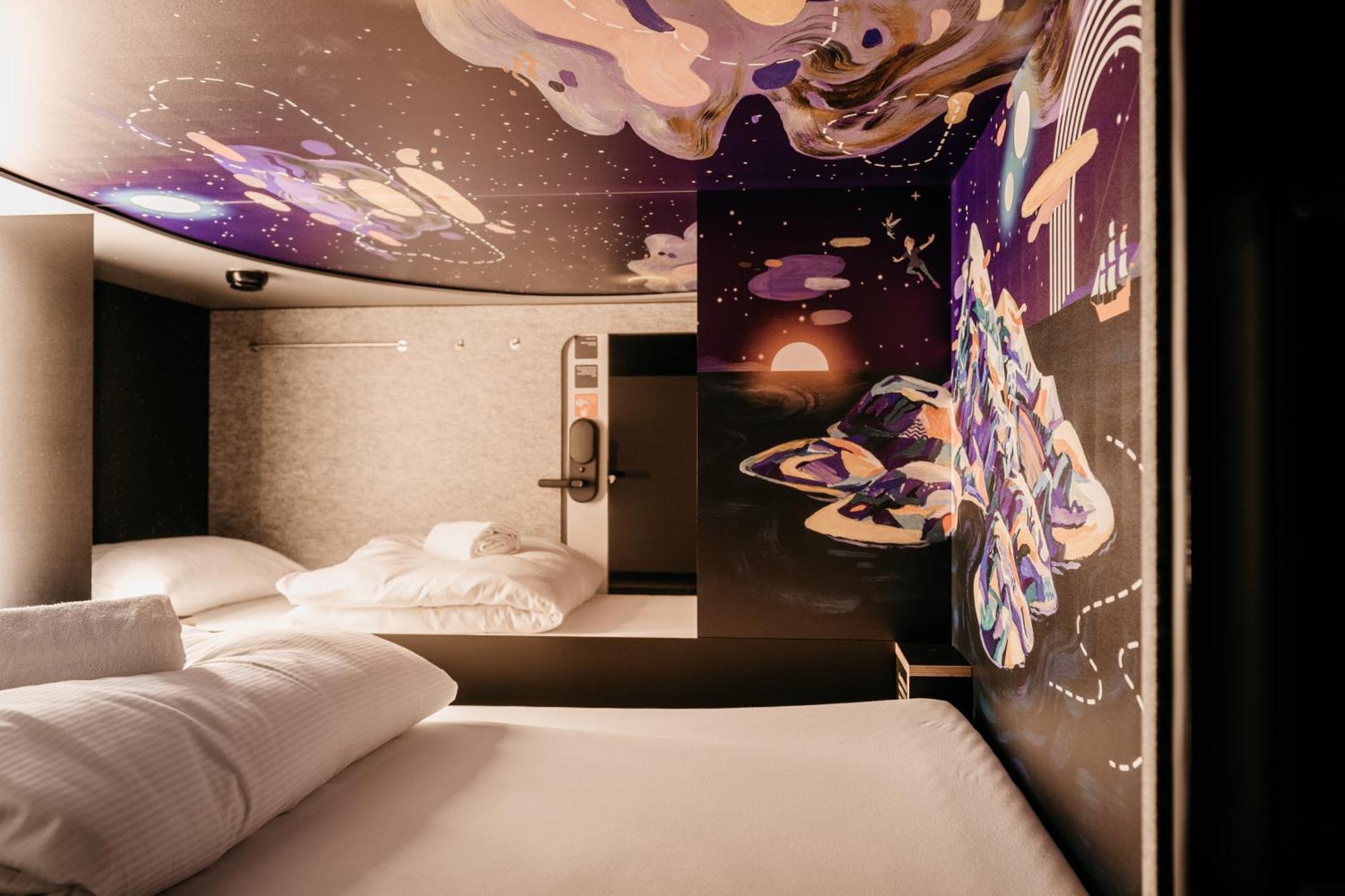 Capsule Hotel - Lucerne Old Town Zewnętrze zdjęcie