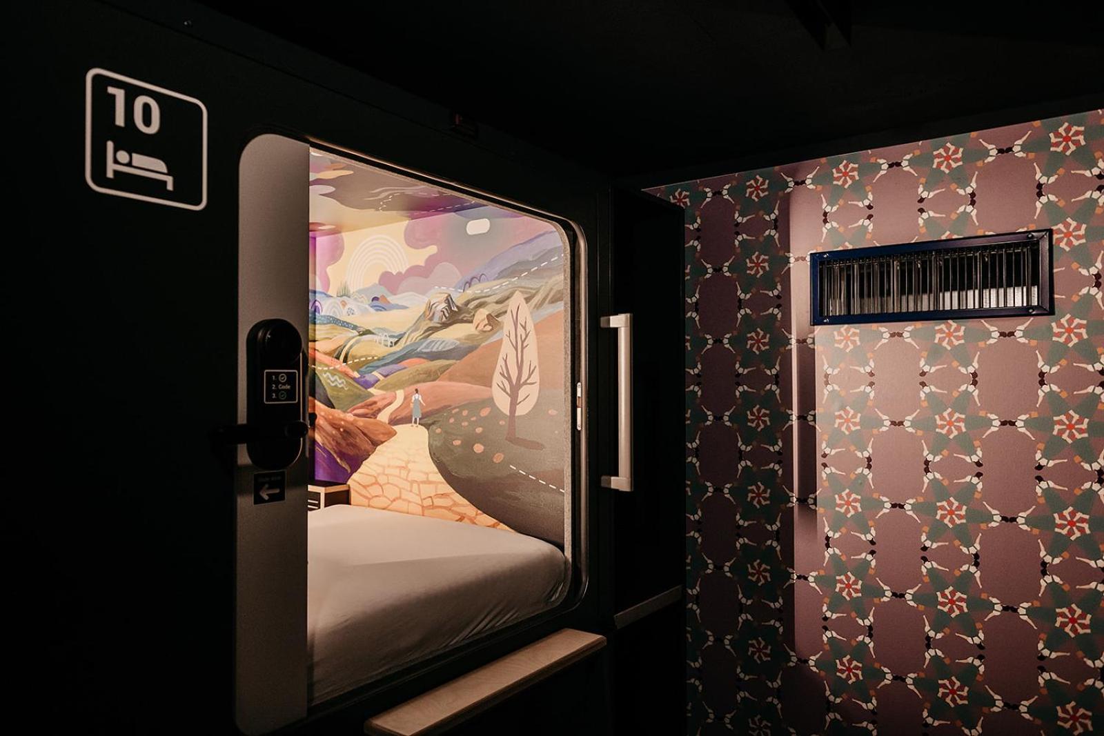 Capsule Hotel - Lucerne Old Town Zewnętrze zdjęcie